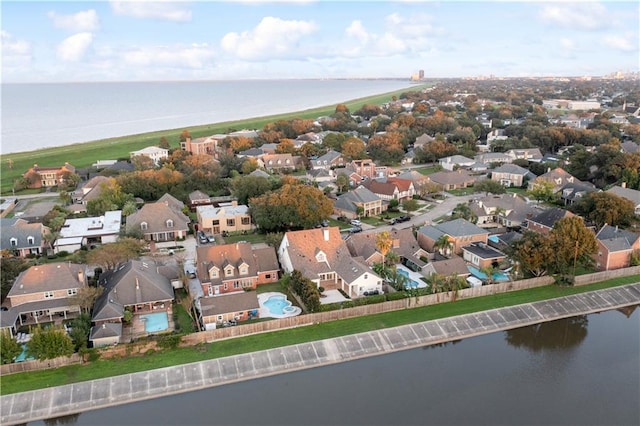 bird's eye view featuring a water view