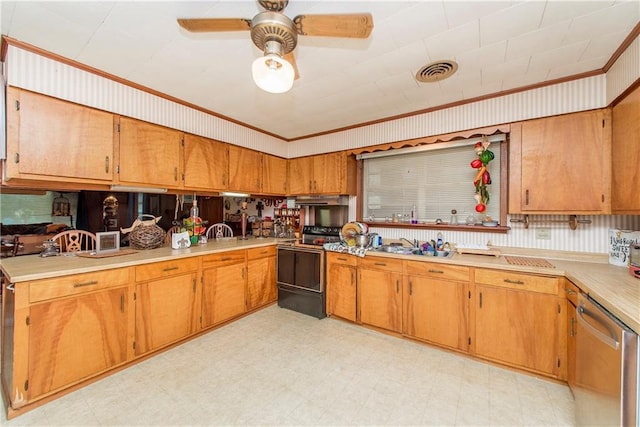 kitchen with ornamental molding, black range with electric stovetop, ceiling fan, and stainless steel dishwasher