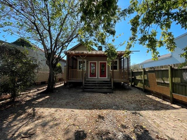 view of front of home with a deck