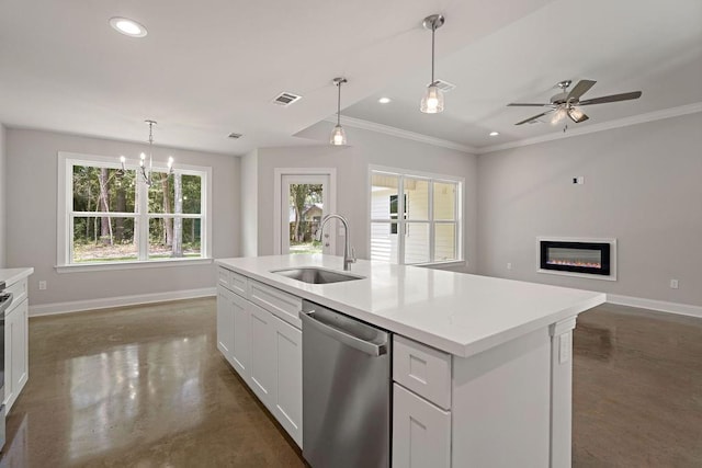 kitchen featuring white cabinetry, a kitchen island with sink, dishwasher, and sink