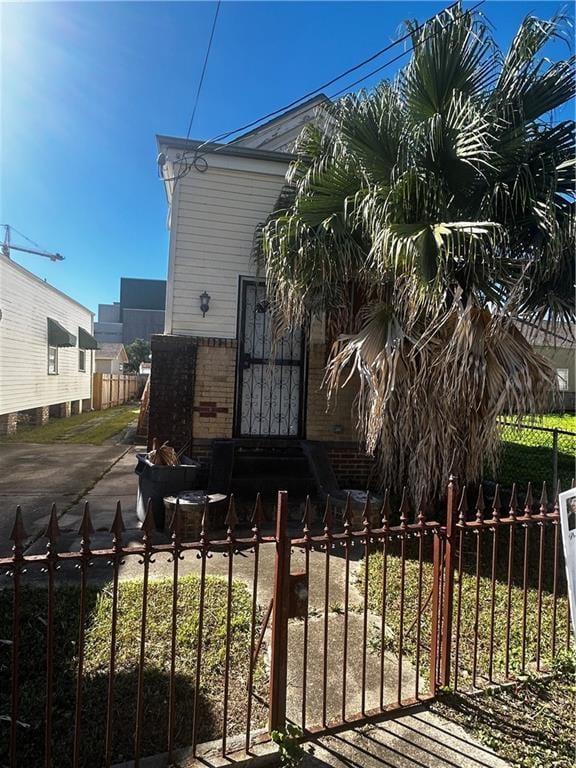 3024 Gravier St, New Orleans, LA 70119 - photo 1