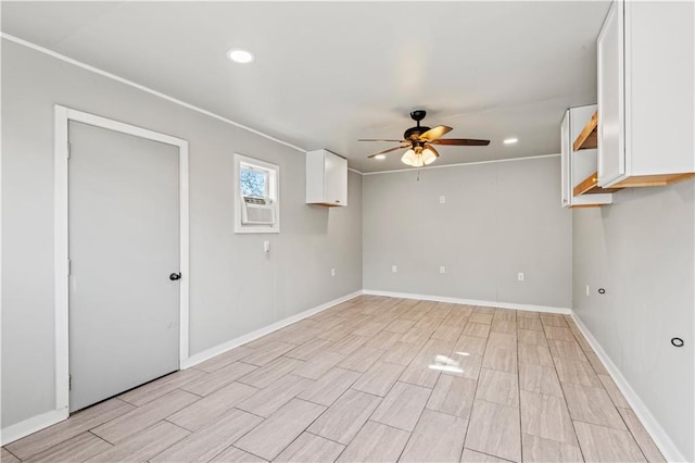 empty room featuring ceiling fan