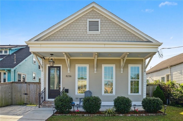 view of front of house with covered porch