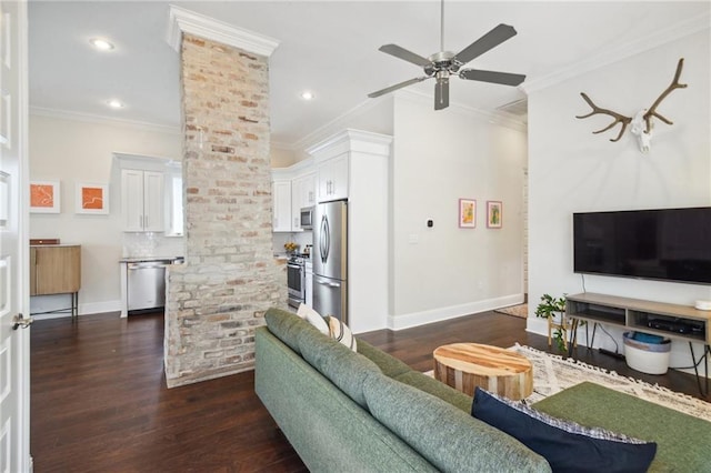 living room featuring dark hardwood / wood-style floors, ceiling fan, and crown molding