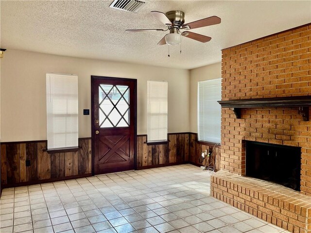 kitchen with refrigerator, ceiling fan, light hardwood / wood-style floors, tasteful backsplash, and dark brown cabinets