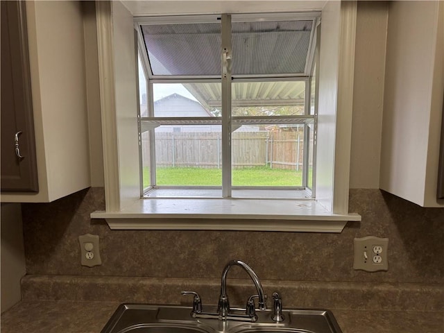 kitchen featuring sink