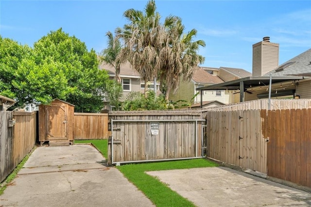 view of yard with a patio area