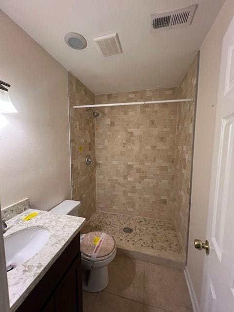 spare room featuring hardwood / wood-style floors and ceiling fan