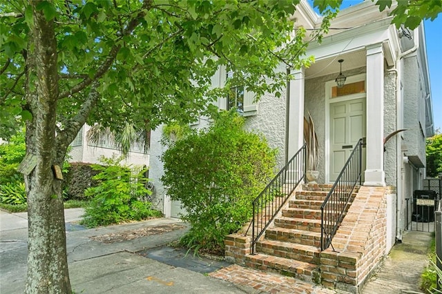 view of entrance to property