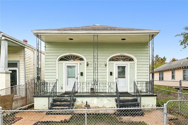 view of front of home