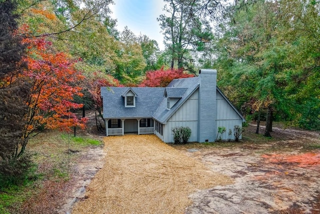 view of front of property with a porch