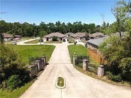 Listing photo 2 for 105 Village Oaks Blvd, Ponchatoula LA 70454