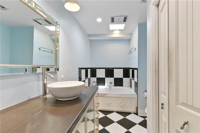 bathroom featuring a bathtub and sink