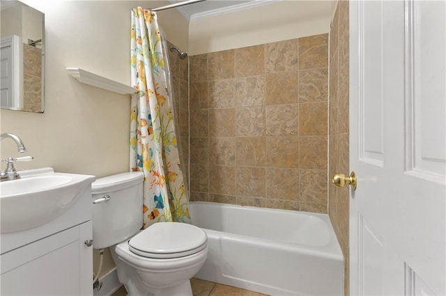 full bathroom featuring shower / bath combo, vanity, toilet, and crown molding