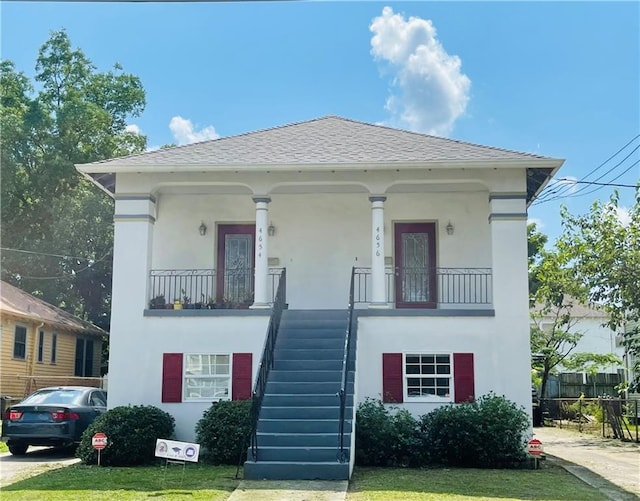 view of front of house with a porch