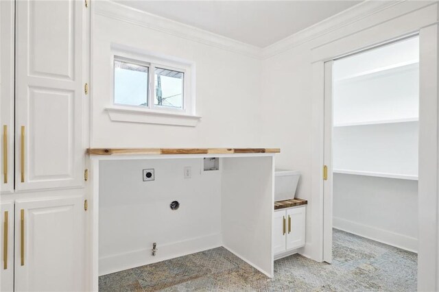2914 Ridgeway Dr, Metairie, LA 70002 - laundry area featuring electric dryer hookup, hookup for a washing machine, and crown molding