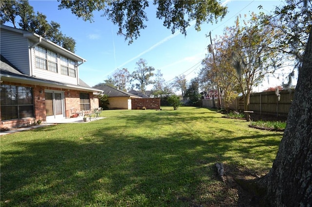 view of yard with a patio area