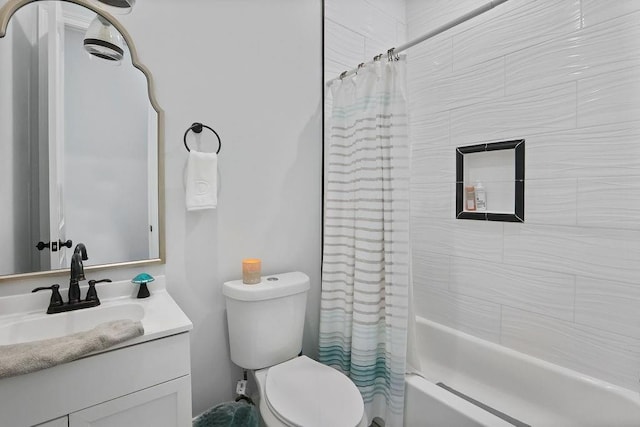 1519-21 N Villere St, New Orleans, LA 70116 - bathroom with shower / bathtub combination with curtain and vanity