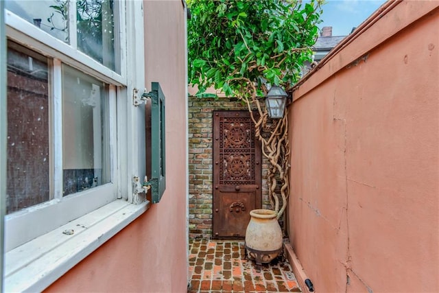 625 Dumaine St, New Orleans, LA 70116 - entrance to property