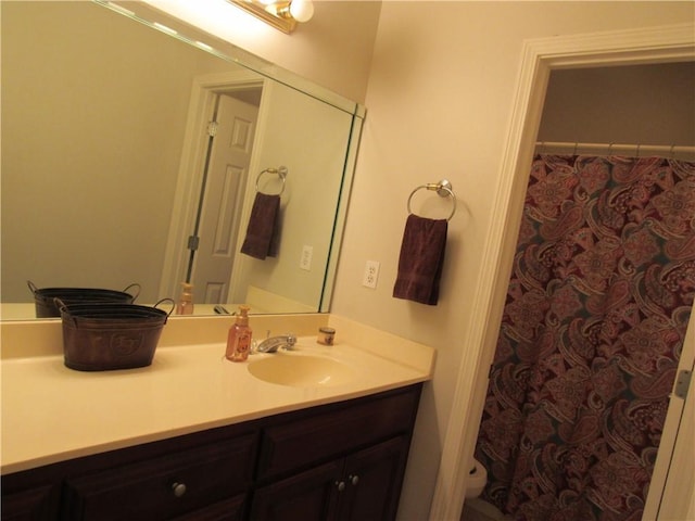 bathroom featuring vanity