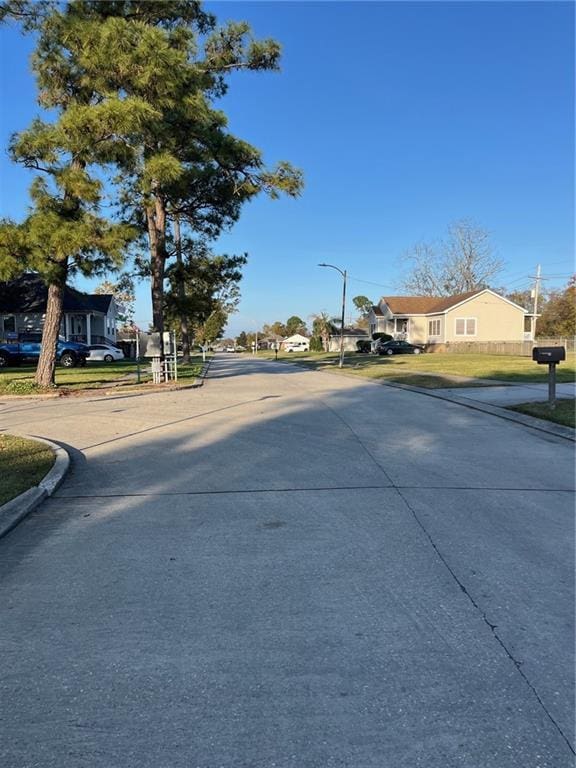 113 Norton Dr, Arabi, LA 70032