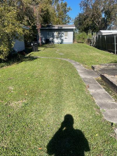 142022 Pelican St, New Orleans, LA 70114 - view of yard