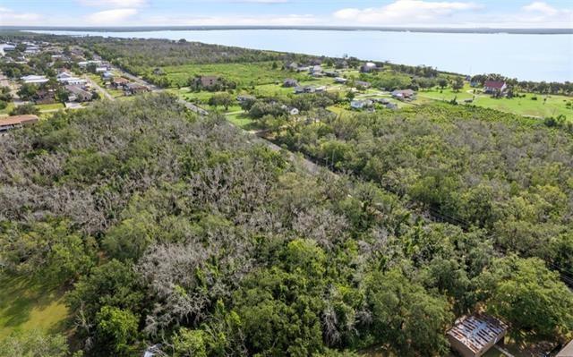 800 Anna St, Lafitte, LA 70067 - aerial view of a heavily wooded area