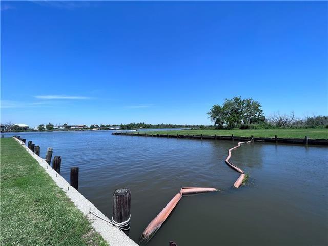 800 Anna St, Lafitte, LA 70067 - dock area with a water view