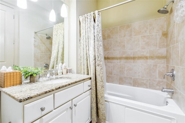 1201 Canal St Unit 271, New Orleans, LA 70112 - full bathroom with shower / bath combination with curtain and vanity