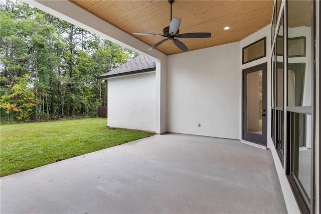 view of patio with ceiling fan