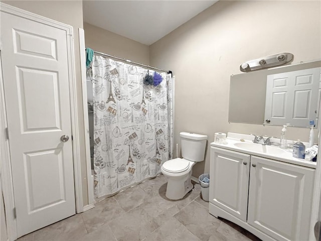 full bathroom with toilet, vanity, and shower / tub combo with curtain