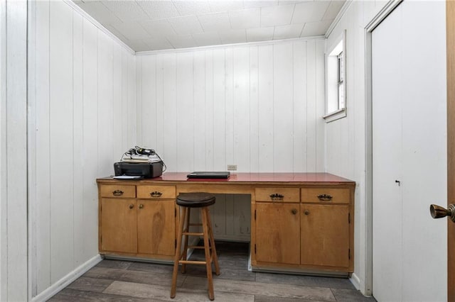 office area featuring hardwood / wood-style flooring