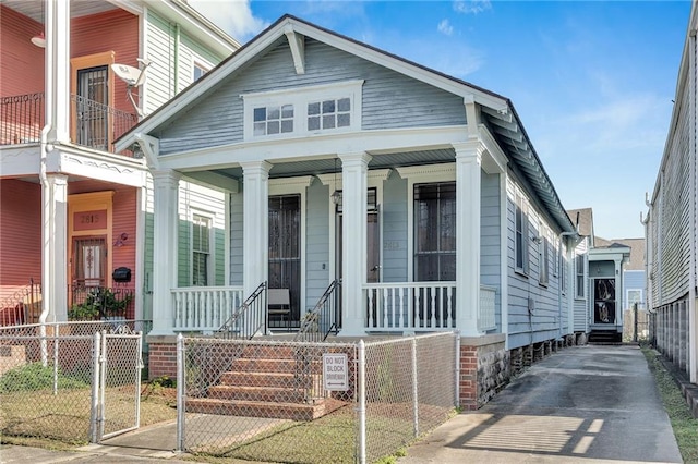 view of front facade featuring covered porch