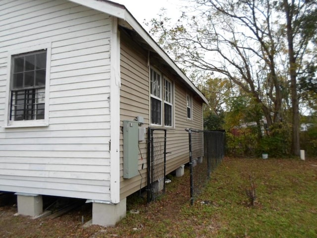 view of property exterior