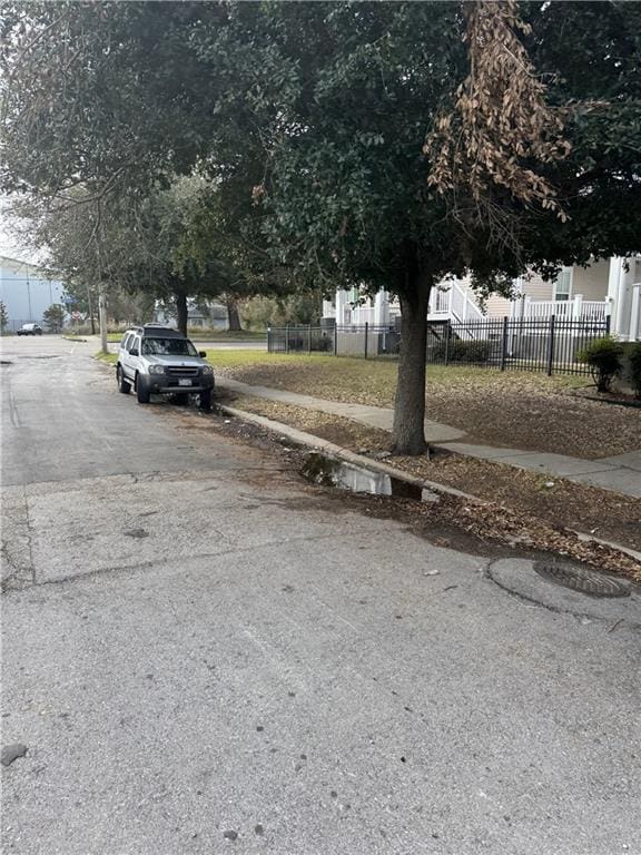 Listing photo 3 for 1412 S Prieur St, New Orleans LA 70125