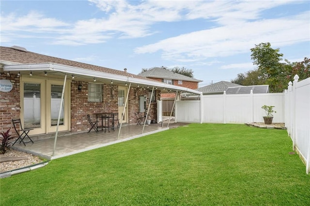 view of yard with a patio area