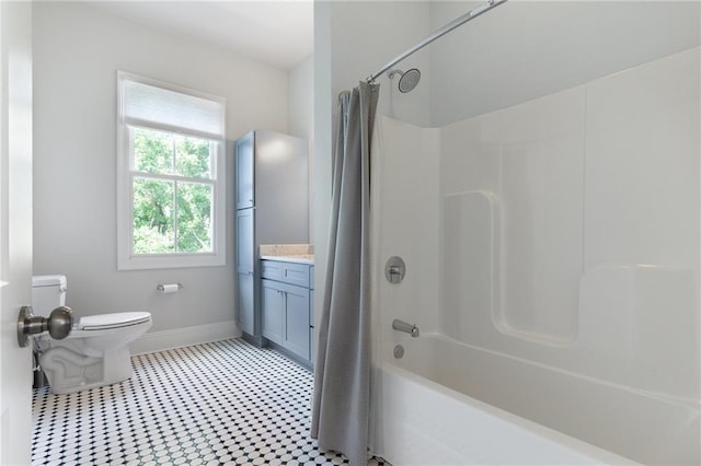 full bathroom with vanity, toilet, and shower / bath combo