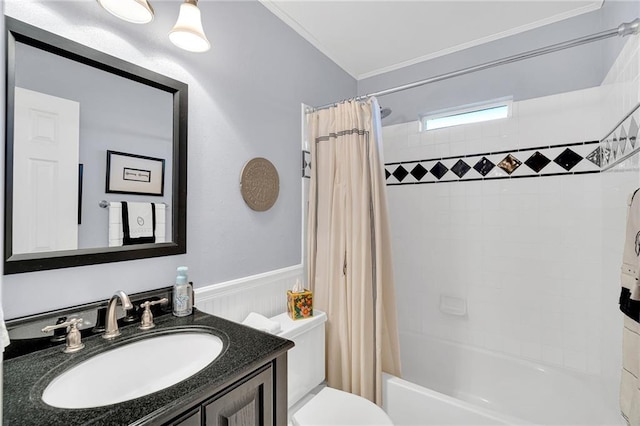 full bathroom featuring vanity, toilet, shower / bathtub combination with curtain, and crown molding