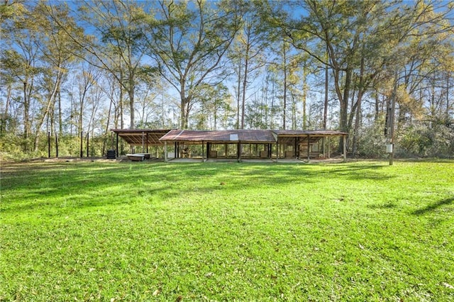 exterior space featuring an outbuilding