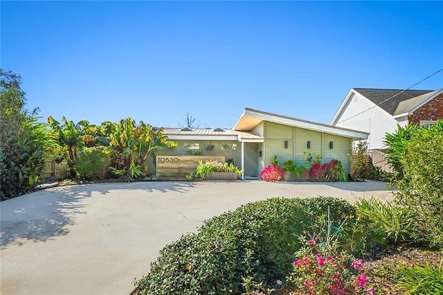 view of front of home