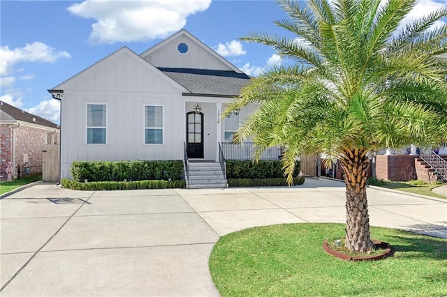 view of front of home with a porch