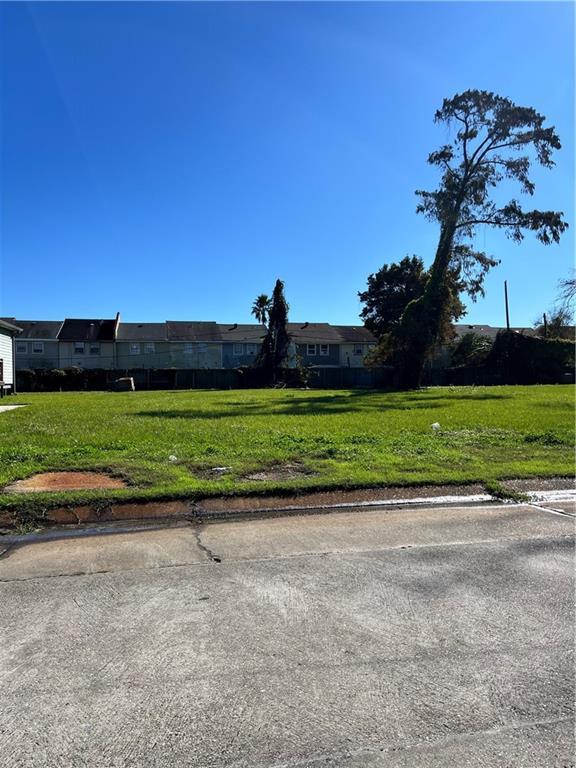 Listing photo 3 for 1541 Abbey Rd, Harvey LA 70058