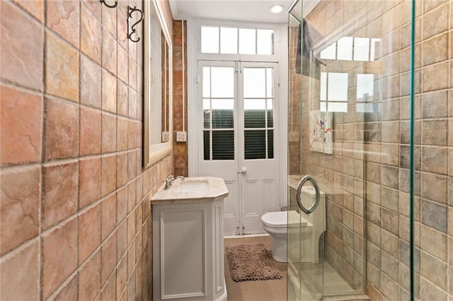 918 Orleans Ave, New Orleans, LA 70116 - full bath with toilet, vanity, and a stall shower