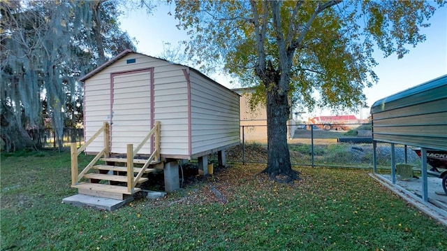 exterior space featuring a lawn