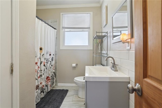 bathroom with curtained shower, crown molding, toilet, decorative backsplash, and vanity