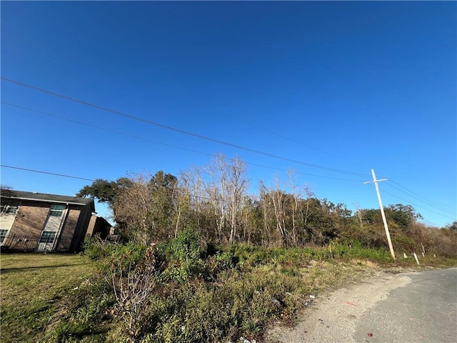 Listing photo 2 for 57002 Chef Menteur Hwy, New Orleans LA 70129