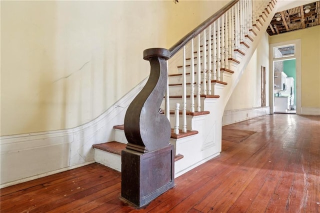 1432 Magazine St, New Orleans, LA 70130 - stairs with wood-type flooring