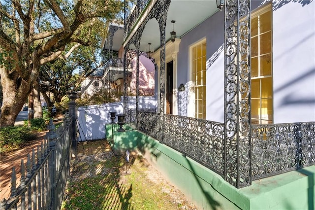 1432 Magazine St, New Orleans, LA 70130 - exterior space