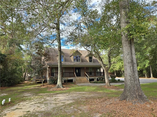 view of front facade with a porch