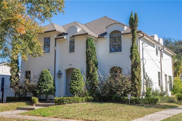 701 Metairie Lawn Dr, Metairie, LA 70001 - french provincial home with a front yard